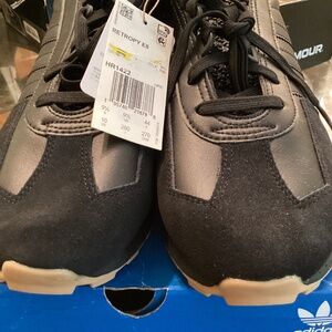 Adidas Mens Black RETROPY E5 HR1422 Lace Up Athletic Running Shoes NIB